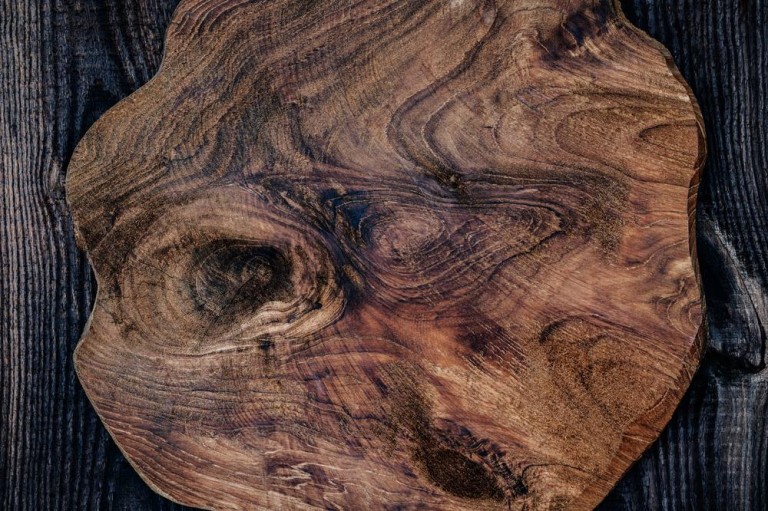 Créer une table en bois unique à Guitalens-l'Albarède
